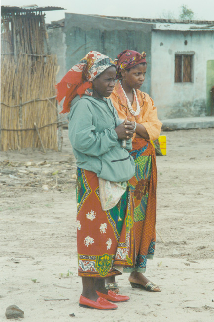 Ruti Nkuna and Aida Dzamba