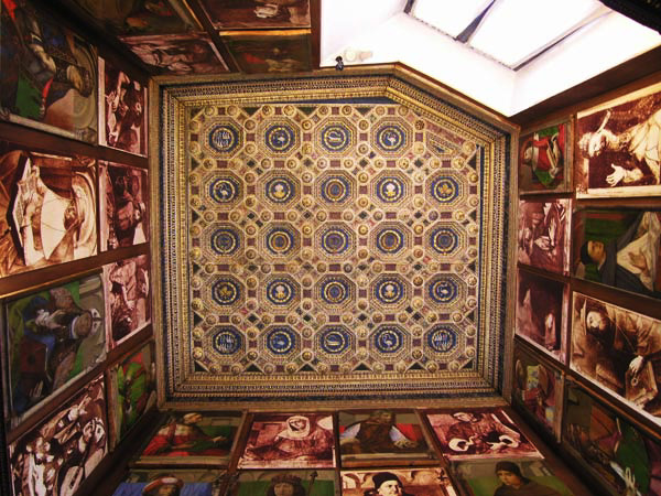 View of ceiling and gallery of 28 illustrious men, Urbino studiolo.