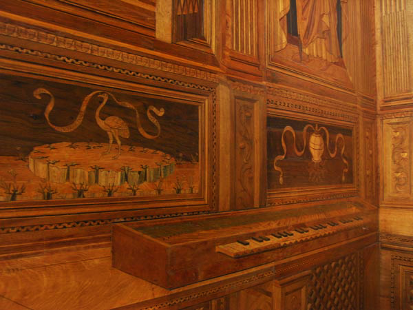 Clavichord, inlaid with metal strings, Urbino studiolo.